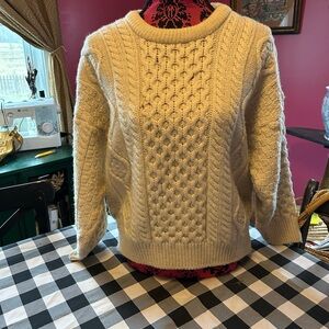 Classic Cable Knit Sweater - Cream